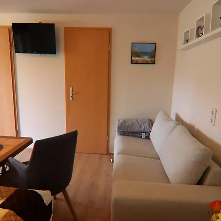 Semesterbostad Charmante Mit Grill In *