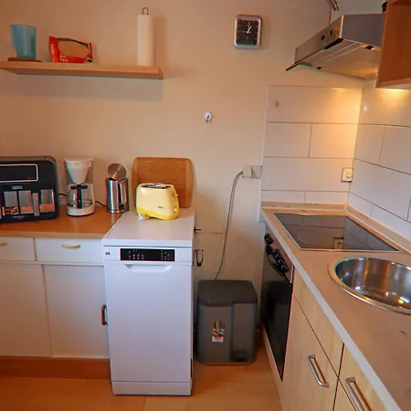Charmante Mit Grill In